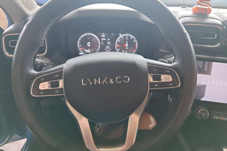Used Lynk & Co 02 2019 High-Energy Edition 2.0T Automatic Two-Wheel Drive Pro Version China VI Standard Steering Wheel