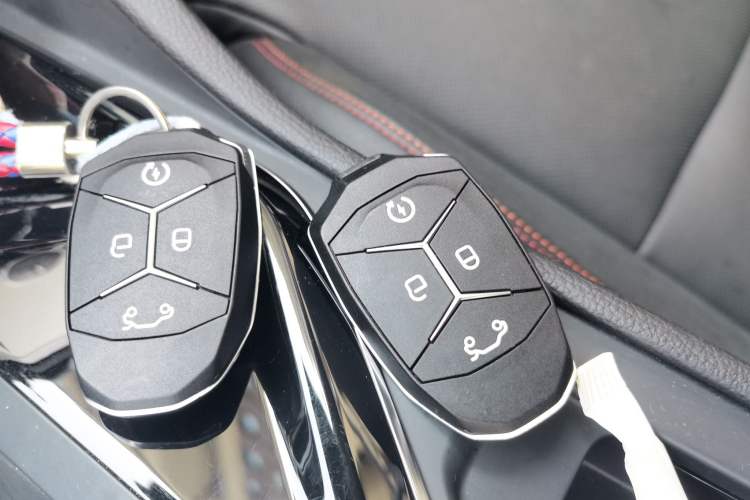 Used Lynk & Co 02 2019 1.5T DCT Two-Wheel Drive Pro Edition China VI Standard Vehicle Key