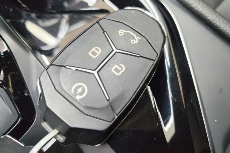 Used Lynk & Co 02 2019 1.5T DCT Two-Wheel Drive Pro Edition China VI Standard Vehicle Key