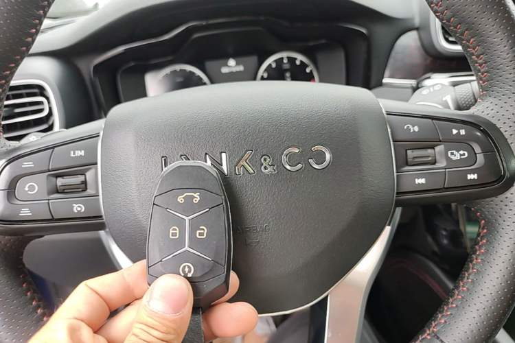 Used Lynk & Co 02 2019 1.5T DCT Two-Wheel Drive Sporty Version China VI Standard Vehicle Key