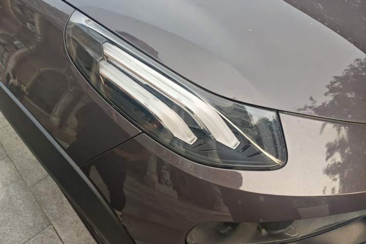 Used Lynk & Co 02 2019 1.5T DCT Two-Wheel Drive Shine Pro Edition China VI Standard Right Front Headlight