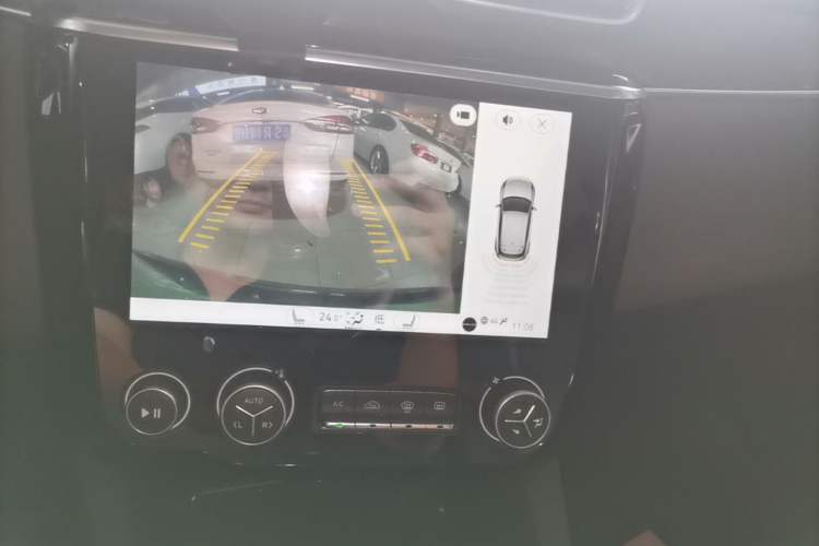 Used Lynk & Co 02 2019 1.5T DCT Two-Wheel Drive Sporty Version China VI Standard Audio And AC Panel