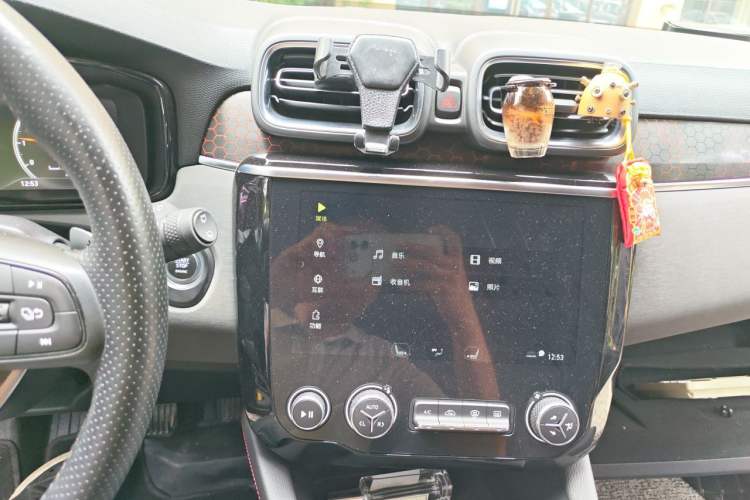 Used Lynk & Co 02 2019 High-Energy Edition 2.0T Automatic Two-Wheel Drive Rugged Version China VI Standard Audio And AC Panel