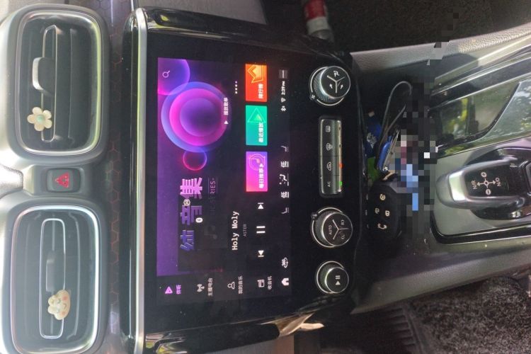 Used Lynk & Co 02 2019 1.5T DCT Two-Wheel Drive Pro Edition China VI Standard Audio And AC Panel
