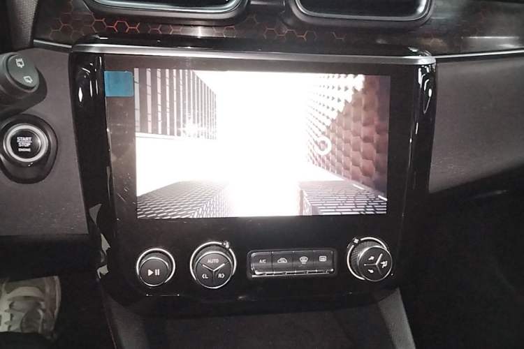 Used Lynk & Co 02 2019 High-Energy Edition 2.0T Automatic Two-Wheel Drive Pro Version China VI Standard Audio And AC Panel