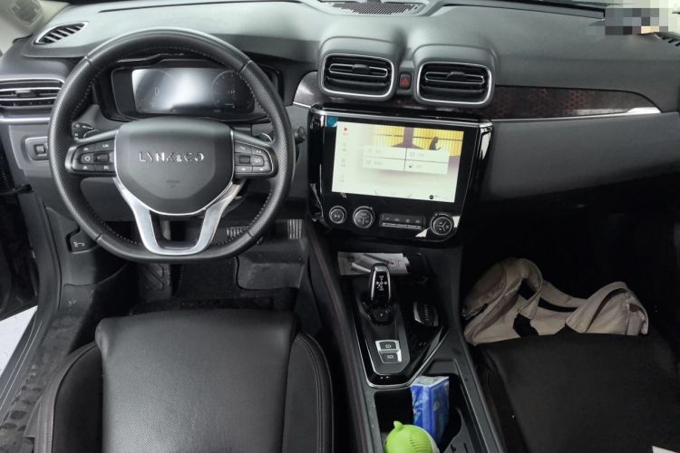 Used Lynk & Co 02 2019 1.5T DCT Two-Wheel Drive Sporty Version China VI Standard Center Console