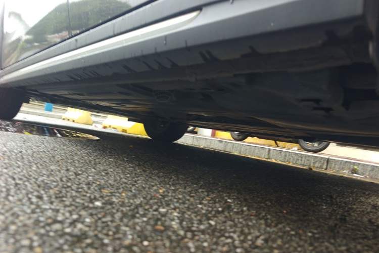 Used Lynk & Co 02 2019 1.5T DCT Two-Wheel Drive Pro Edition China VI Standard Chassis Rear Left
