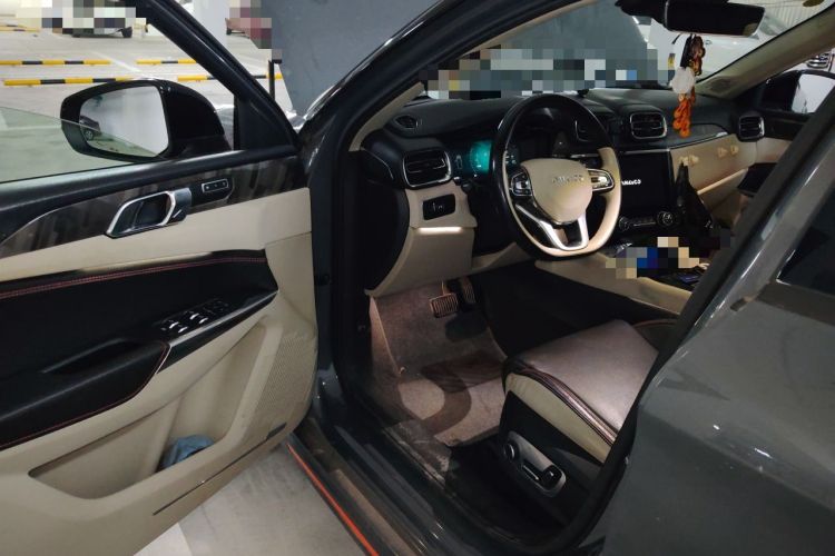 Used Lynk & Co 02 2019 1.5T DCT Two-Wheel Drive Shine Pro Edition China VI Standard Driver Seat