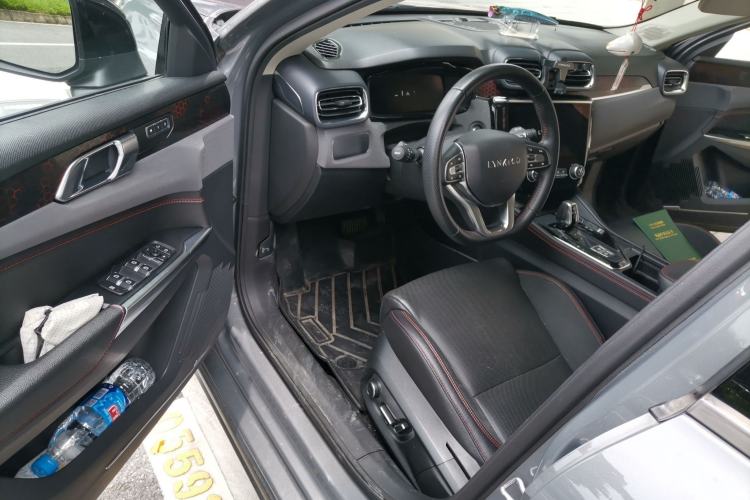 Used Lynk & Co 02 2019 1.5T DCT Two-Wheel Drive Pro Edition China VI Standard Driver Seat