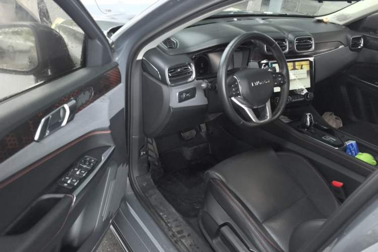 Used Lynk & Co 02 2019 1.5T DCT Two-Wheel Drive Sporty Version China VI Standard Driver Seat