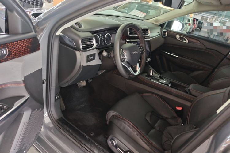 Used Lynk & Co 02 2019 High-Energy Edition 2.0T Automatic Two-Wheel Drive Pro Version China VI Standard Driver Seat