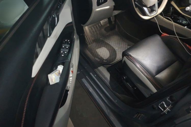 Used Lynk & Co 02 2019 1.5T DCT Two-Wheel Drive Shine Pro Edition China VI Standard Driver Seat