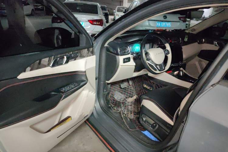 Used Lynk & Co 02 2019 1.5T DCT Two-Wheel Drive Shine Pro Edition China VI Standard Driver Seat