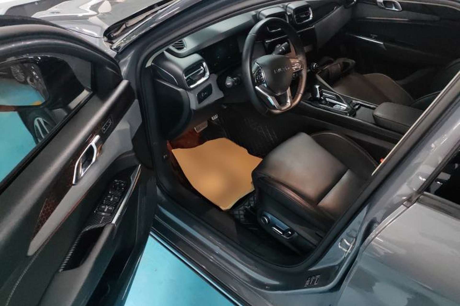 Used Lynk & Co 02 2019 High-Energy Edition 2.0T Automatic Two-Wheel Drive Shine Pro Edition China VI Standard Driver Seat