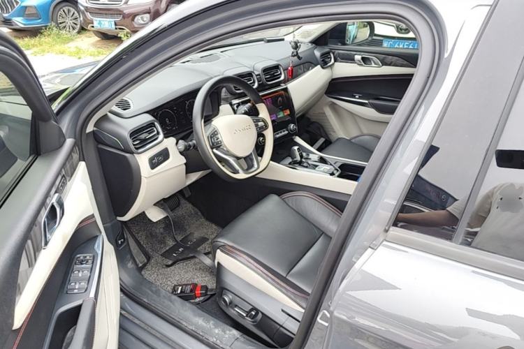 Used Lynk & Co 02 2019 High-Energy Edition 2.0T Automatic Two-Wheel Drive Shine Pro Edition China VI Standard Driver Seat
