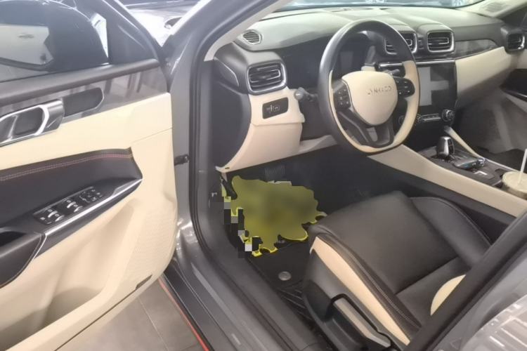 Used Lynk & Co 02 2019 1.5T DCT Two-Wheel Drive Zhaoban Version China VI Standard Driver Seat