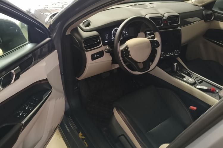 Used Lynk & Co 02 2019 High-Energy Edition 2.0T Automatic Two-Wheel Drive Zhaoban Model China VI Standard Driver Seat