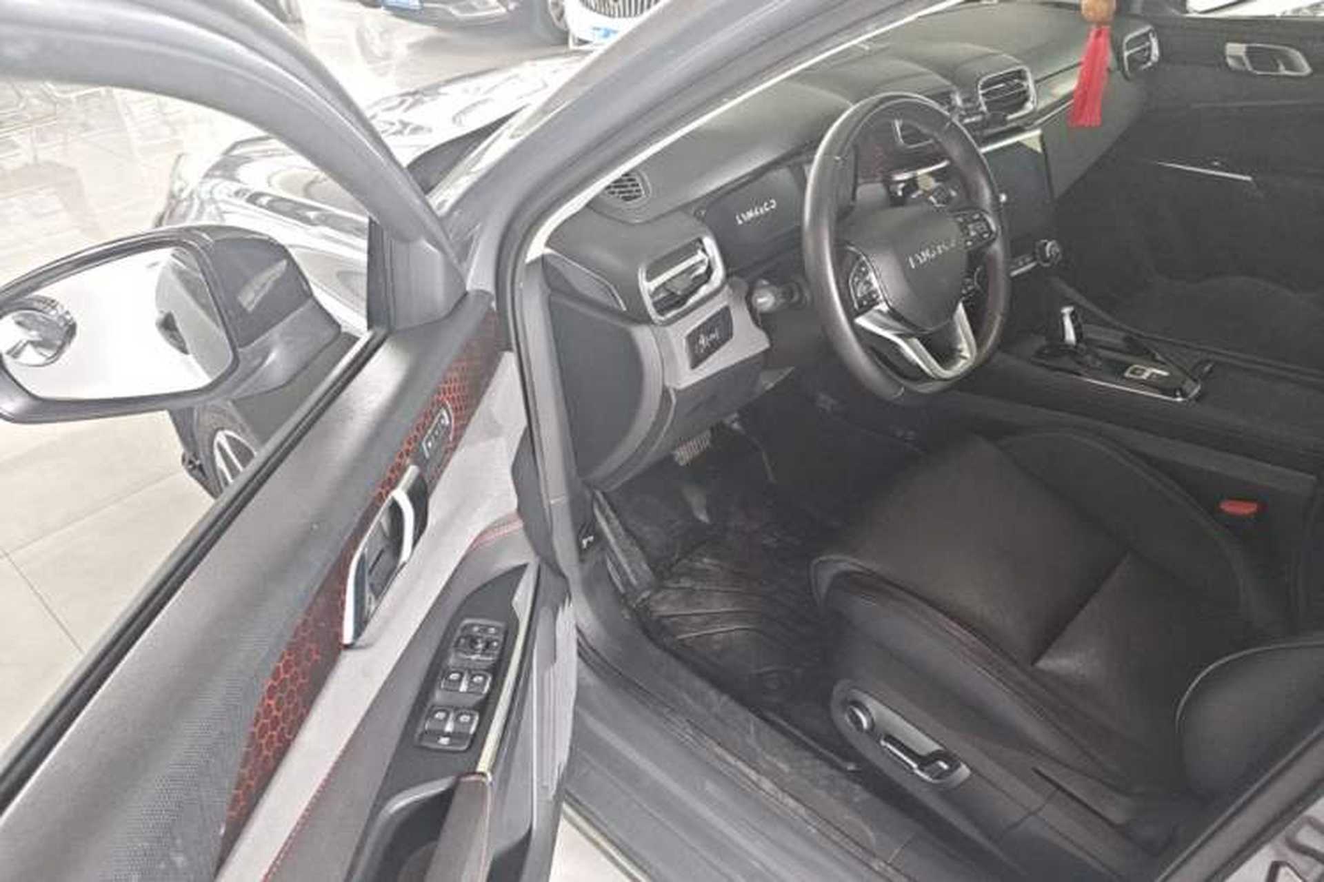 Used Lynk & Co 02 2019 1.5T DCT Two-Wheel Drive Pro Edition China VI Standard Driver Seat