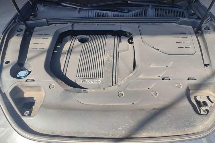 Used Lynk & Co 02 2019 1.5T DCT Two-Wheel Drive Pro Edition China VI Standard Engine Bay