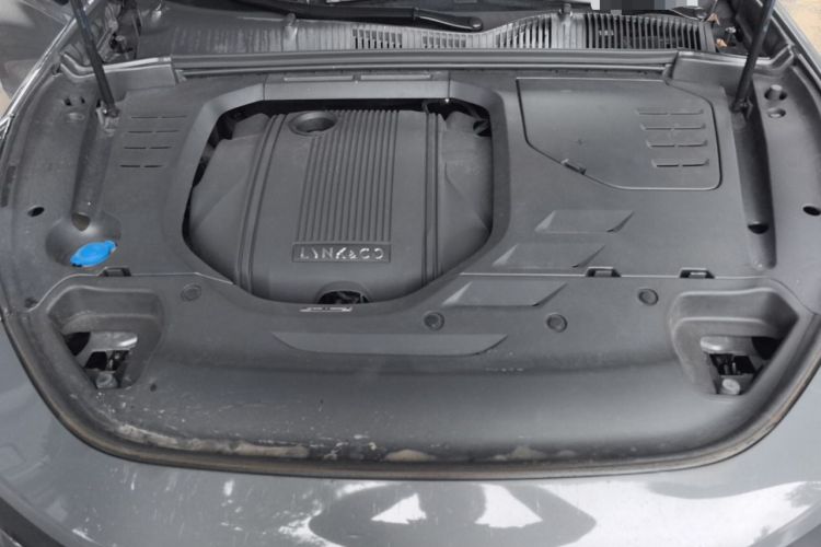 Used Lynk & Co 02 2019 1.5T DCT Two-Wheel Drive Sporty Version China VI Standard Engine Bay