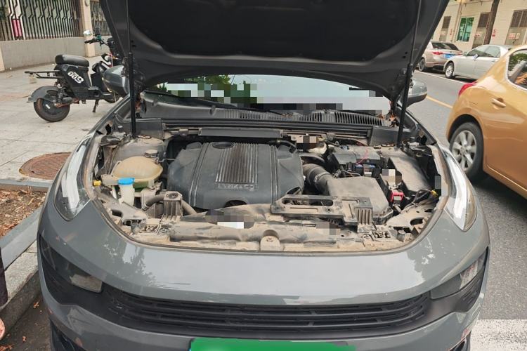 Used Lynk & Co 02 2019 1.5T DCT Two-Wheel Drive Zhaoban Version China VI Standard Engine Bay