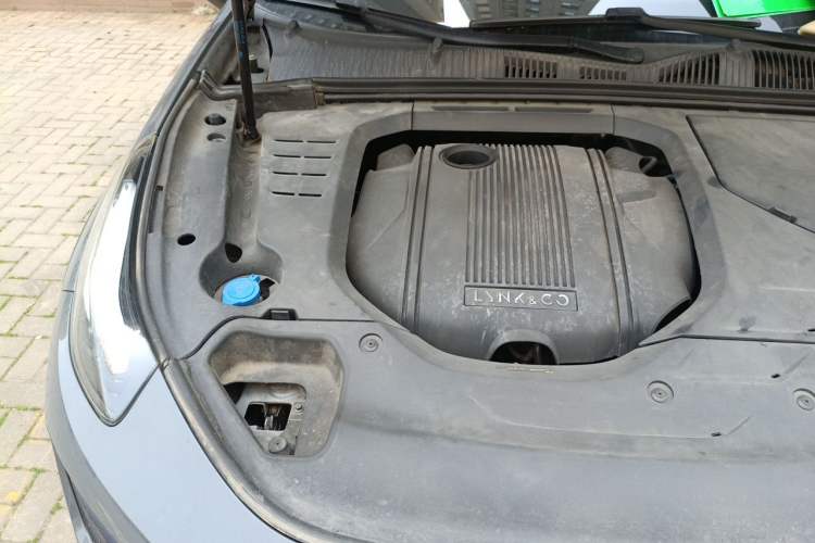 Used Lynk & Co 02 2019 1.5T DCT Two-Wheel Drive Shine Pro Edition China VI Standard Engine Bay Right