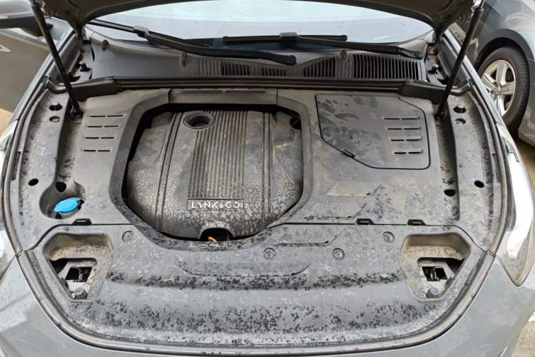 Used Lynk & Co 02 2019 1.5T DCT Two-Wheel Drive Sporty Version China VI Standard Engine Bay