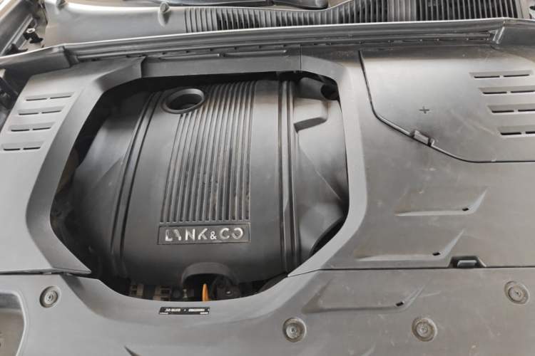 Used Lynk & Co 02 2019 1.5T DCT Two-Wheel Drive Pro Edition China VI Standard Engine Bay