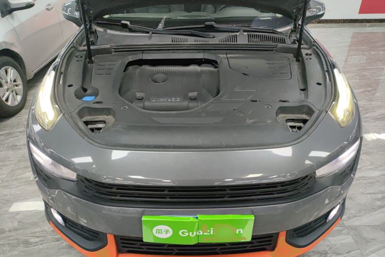 Used Lynk & Co 02 2019 High-Energy Edition 2.0T Automatic Two-Wheel Drive Zhaoban Model China VI Standard Engine Bay