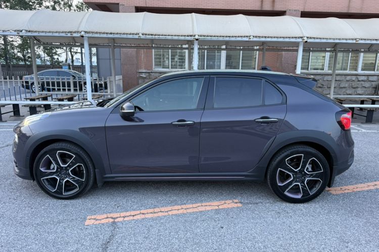 Used Lynk & Co 02 2019 High-Energy Edition 2.0T Automatic Two-Wheel Drive Shine Pro Edition China VI Standard Exterior 12