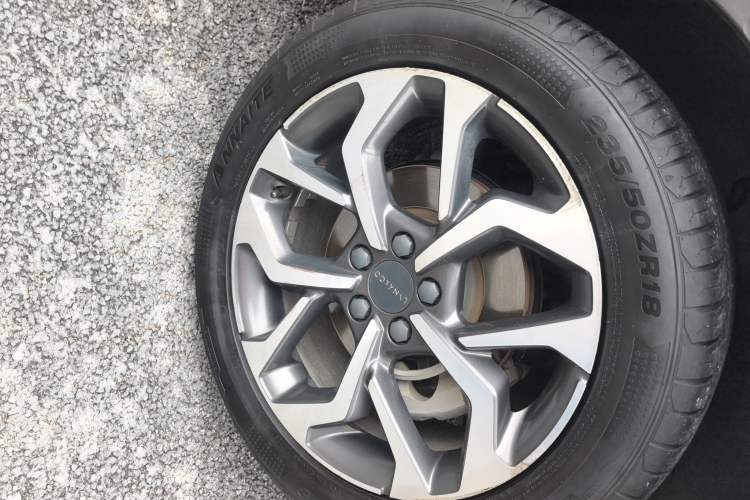 Used Lynk & Co 02 2019 1.5T DCT Two-Wheel Drive Sporty Version China VI Standard Exterior 2