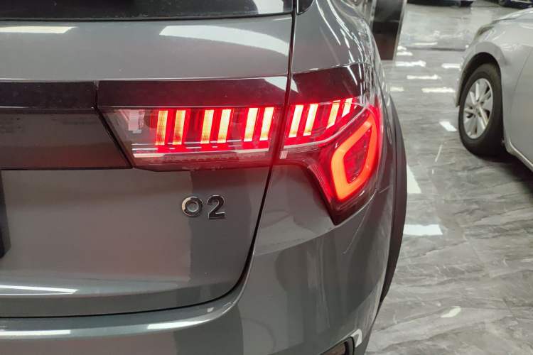 Used Lynk & Co 02 2019 High-Energy Edition 2.0T Automatic Two-Wheel Drive Zhaoban Model China VI Standard Exterior 3