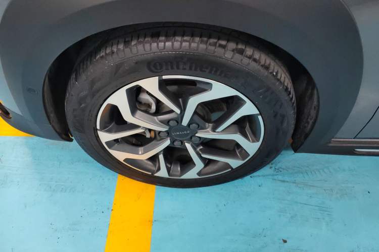 Used Lynk & Co 02 2019 High-Energy Edition 2.0T Automatic Two-Wheel Drive Shine Pro Edition China VI Standard Exterior 4