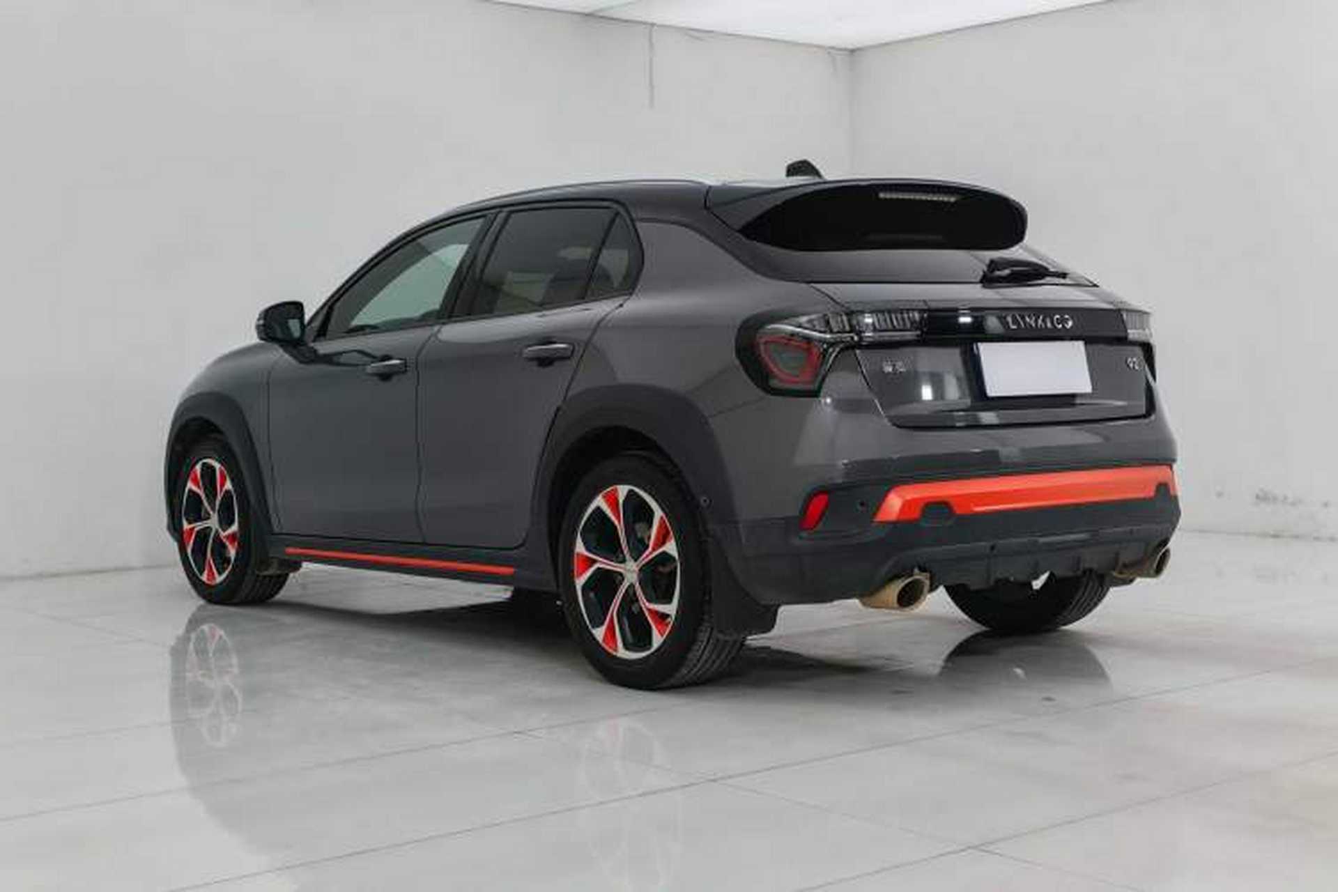 Used Lynk & Co 02 2019 1.5T DCT Two-Wheel Drive Shine Pro Edition China VI Standard Exterior 5