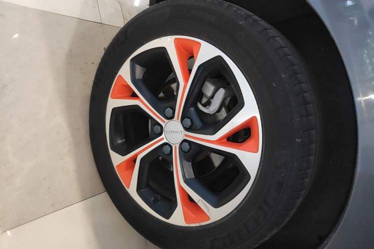 Used Lynk & Co 02 2019 1.5T DCT Two-Wheel Drive Shine Pro Edition China VI Standard Exterior 5