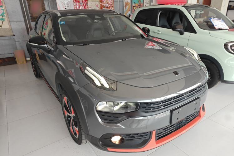 Used Lynk & Co 02 2019 1.5T DCT Two-Wheel Drive Shine Pro Edition China VI Standard Front Right 45 Deg