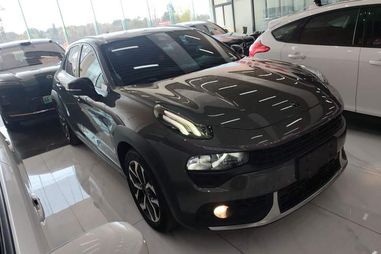 Used Lynk & Co 02 2019 1.5T DCT Two-Wheel Drive Pro Edition China VI Standard Front Right 45 Deg