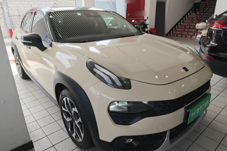 Used Lynk & Co 02 2019 1.5T DCT Two-Wheel Drive Pro Edition China VI Standard Front Right 45 Deg
