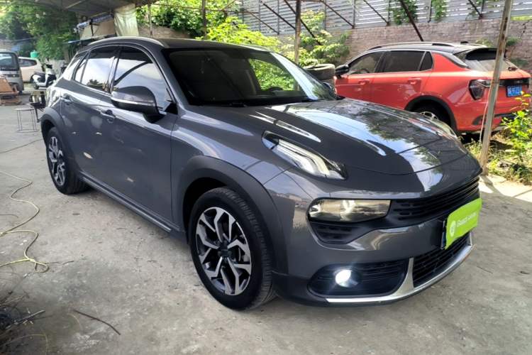 Used Lynk & Co 02 2019 1.5T DCT Two-Wheel Drive Sporty Version China VI Standard Front Right 45 Deg