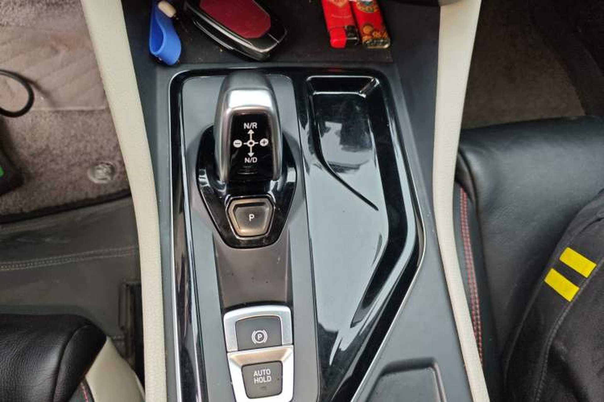 Used Lynk & Co 02 2019 High-Energy Edition 2.0T Automatic Two-Wheel Drive Shine Pro Edition China VI Standard Gear Lever