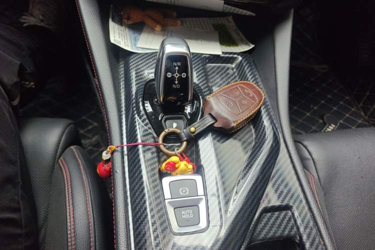 Used Lynk & Co 02 2019 1.5T DCT Two-Wheel Drive Pro Edition China VI Standard Gear Lever