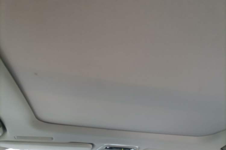Used Lynk & Co 02 2019 1.5T DCT Two-Wheel Drive Pro Edition China VI Standard Headliner