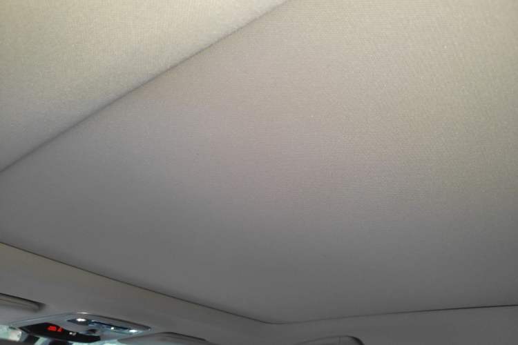 Used Lynk & Co 02 2019 1.5T DCT Two-Wheel Drive Sporty Version China VI Standard Headliner