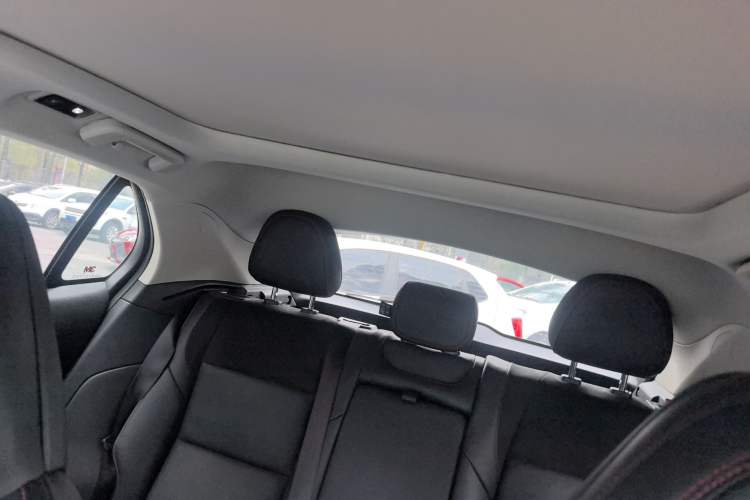 Used Lynk & Co 02 2019 1.5T DCT Two-Wheel Drive Sporty Version China VI Standard Headliner