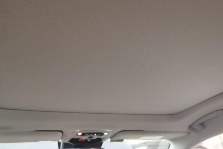 Used Lynk & Co 02 2019 1.5T DCT Two-Wheel Drive Pro Edition China VI Standard Headliner