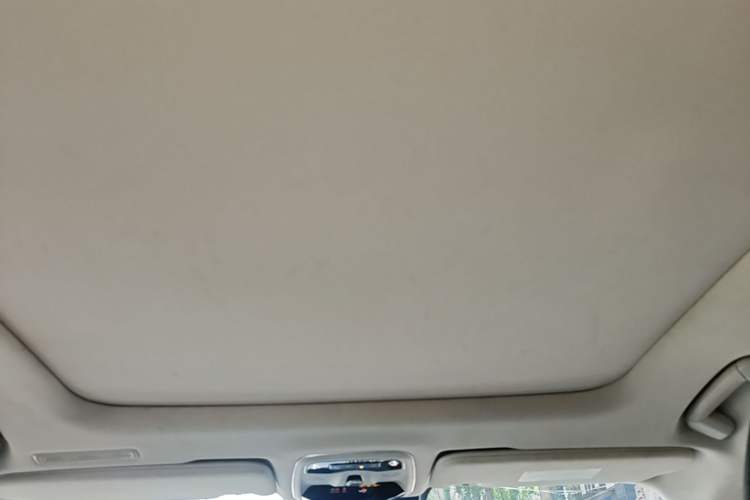 Used Lynk & Co 02 2019 1.5T DCT Two-Wheel Drive Shine Pro Edition China VI Standard Headliner