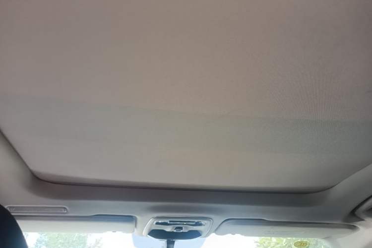 Used Lynk & Co 02 2019 1.5T DCT Two-Wheel Drive Sporty Version China VI Standard Headliner