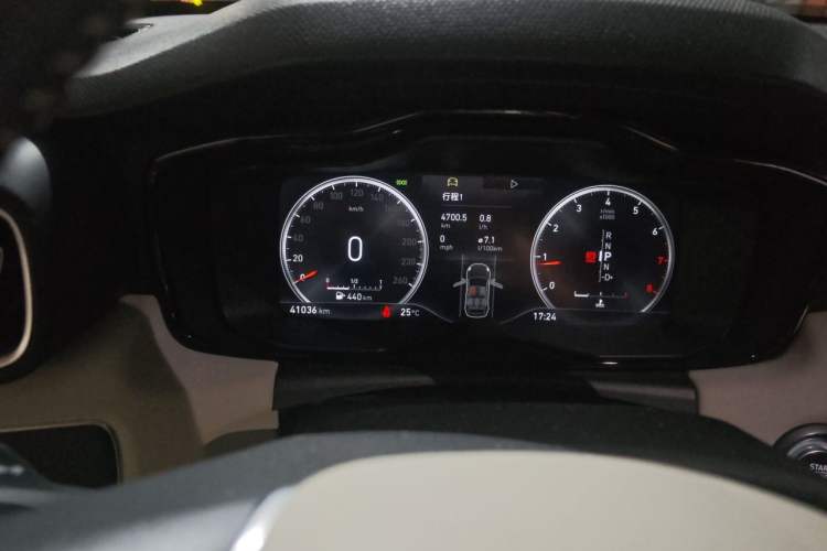 Used Lynk & Co 02 2019 High-Energy Edition 2.0T Automatic Two-Wheel Drive Shine Pro Edition China VI Standard Instrument Cluster