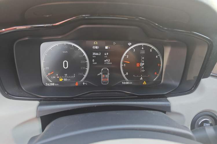Used Lynk & Co 02 2019 High-Energy Edition 2.0T Automatic Two-Wheel Drive Shine Pro Edition China VI Standard Instrument Cluster