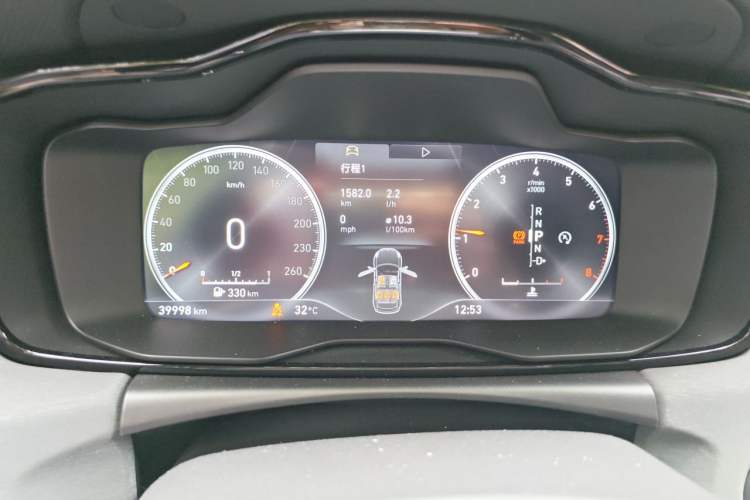 Used Lynk & Co 02 2019 High-Energy Edition 2.0T Automatic Two-Wheel Drive Rugged Version China VI Standard Instrument Cluster